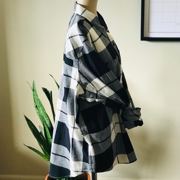 Universal Thread Cotton Button Down - Picture 5 of 8